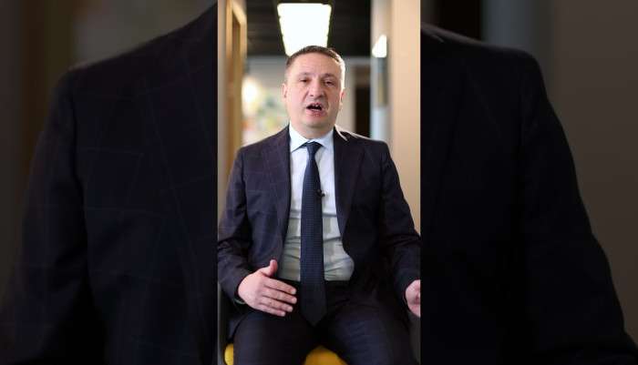 robotik diz protezi,robotik kalça protezi,ortopedi doktoru,ankara,istanbul,diz ağrısı,menüsküs,kalça protezi,diz protezi,sporcu yaralanmaları,tenisçi dirseği,prof.dr.cem nuri Aytekin,ankara ortopedi doktoru,sağlıklı yaşam