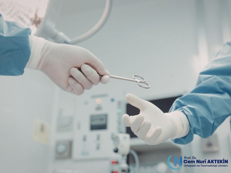 dizde-kikirdak-hasarinda-agri-nerede-hissedilir