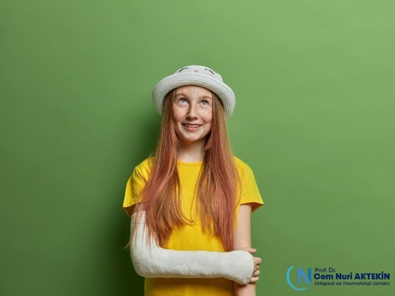 el-bilegi-kiriginda-alci-ne-kadar-sure-kalir